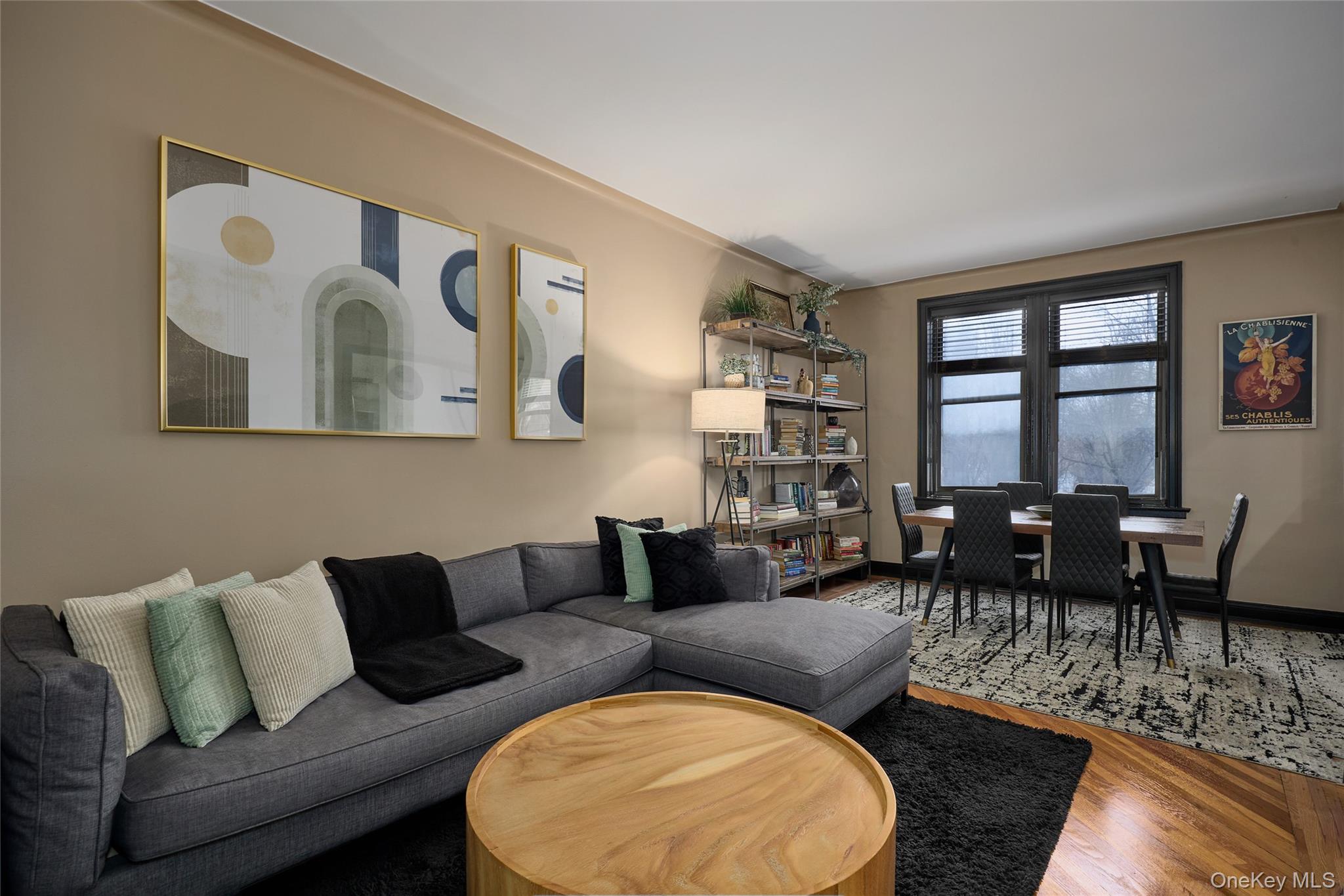 #1 photo, 11 Columbia Avenue, Hartsdale , NY 10530