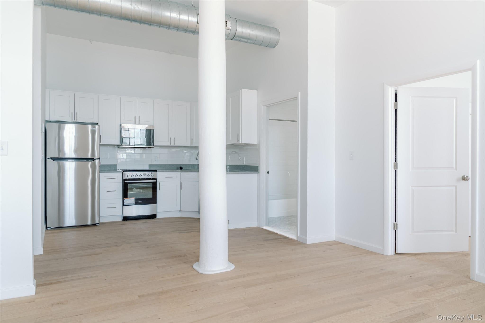 #6 photo, 155 River Street, Troy , NY 12180