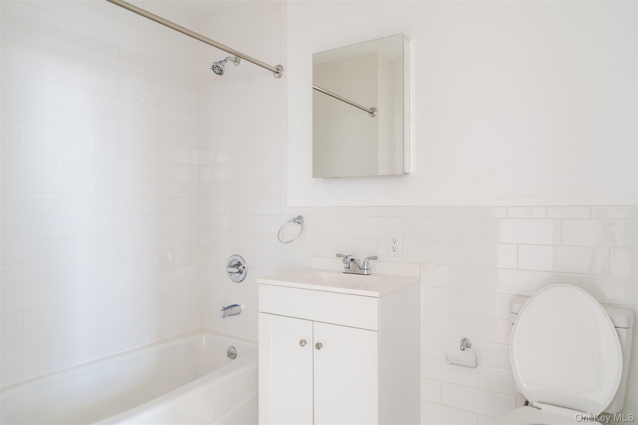 #7 photo, 155 River Street, Troy , NY 12180