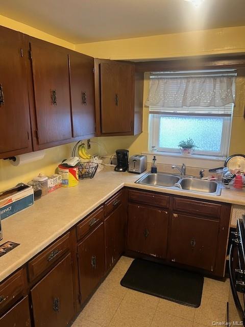 #2 photo, 66 Lee Avenue, 紐約州 Yonkers , NY 10705