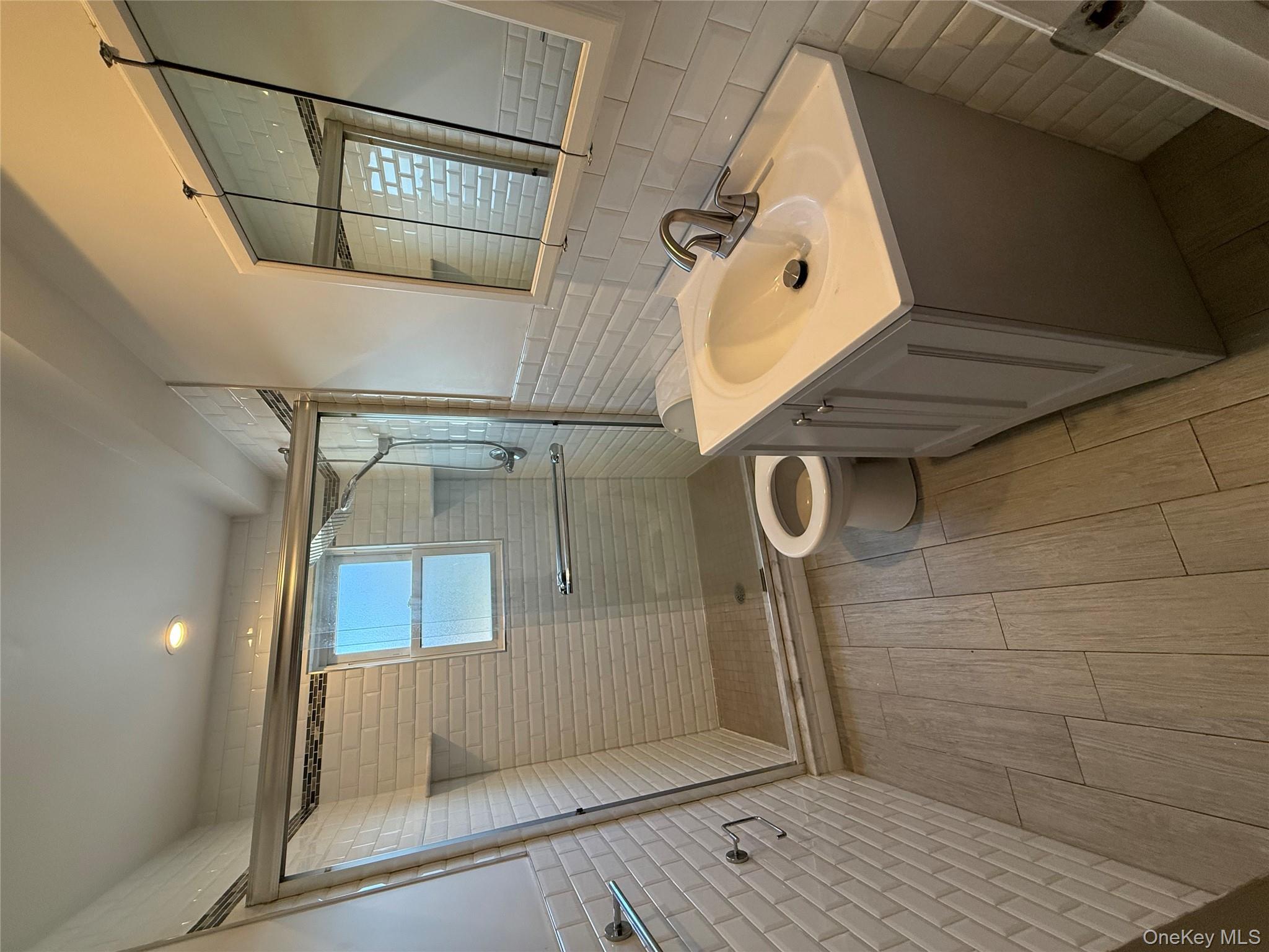 #10 photo, 2173 Jackson Avenue, Seaford , NY 11783