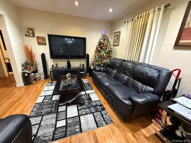 #7 photo, 149-27 45th Avenue, 法拉盛 Flushing , NY 11355