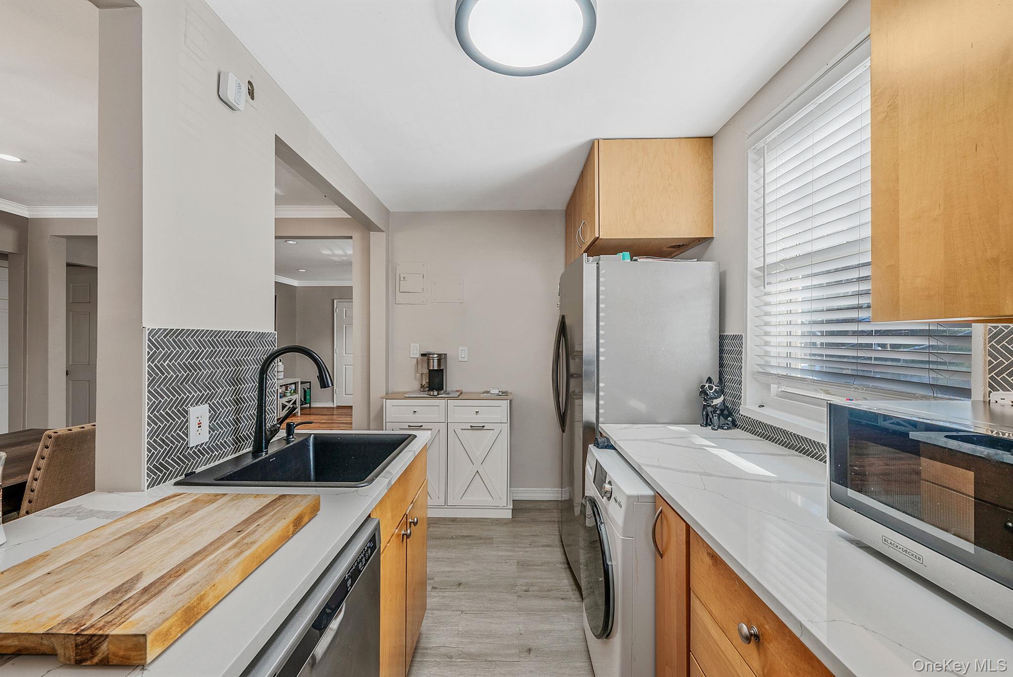 #13 photo, 251-75 61st Avenue, Little Neck , NY 11362