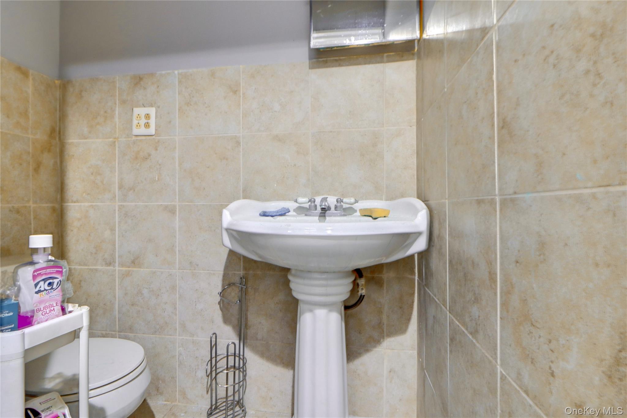 #20 photo, 11483 145th Street, קווינס Jamaica South , NY 11436