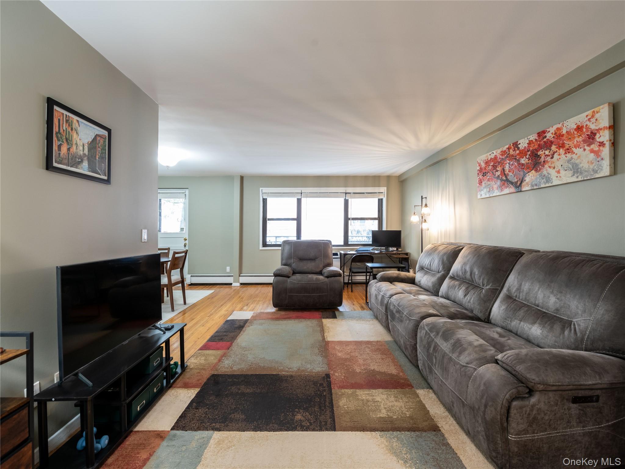 #10 photo, 25 Park Place, גרייט נק Great Neck , NY 11021