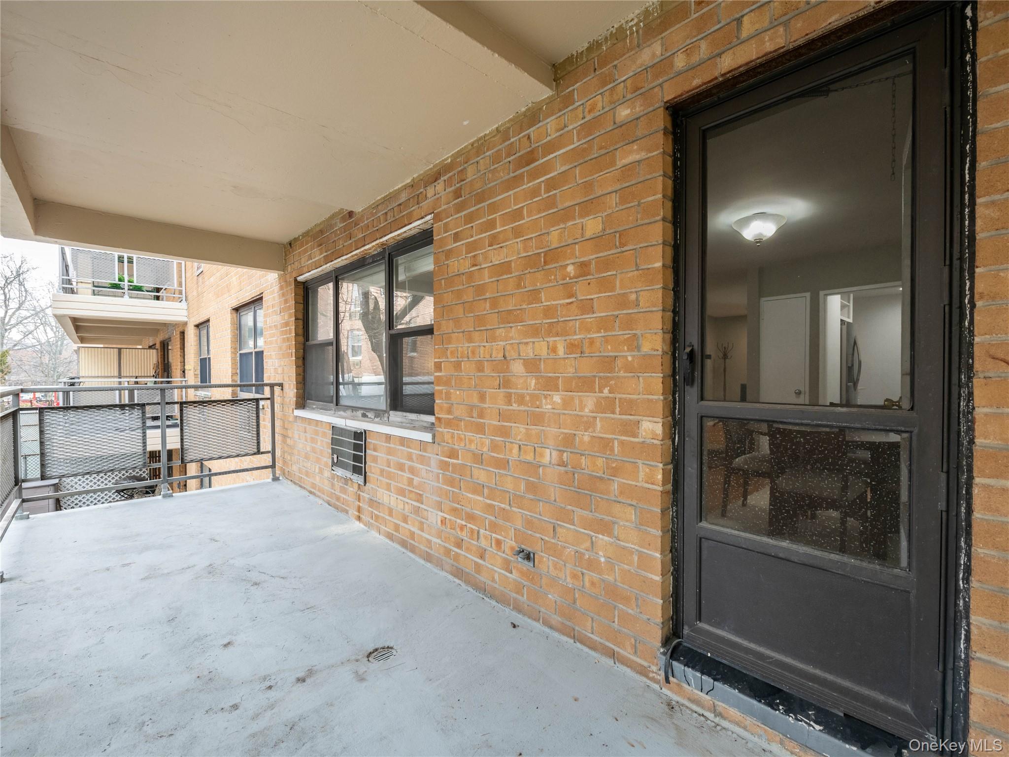 #19 photo, 25 Park Place, גרייט נק Great Neck , NY 11021