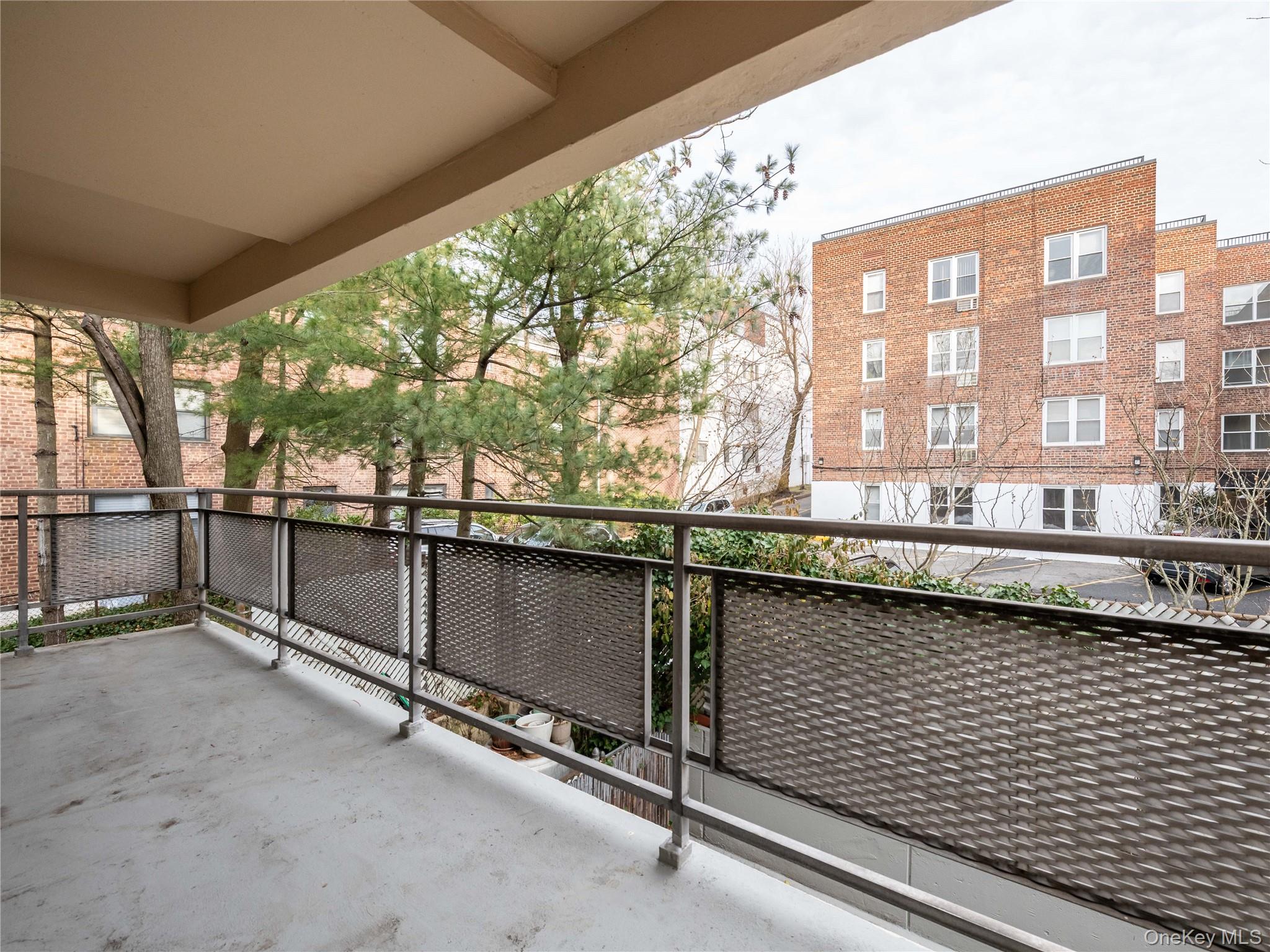 #20 photo, 25 Park Place, גרייט נק Great Neck , NY 11021