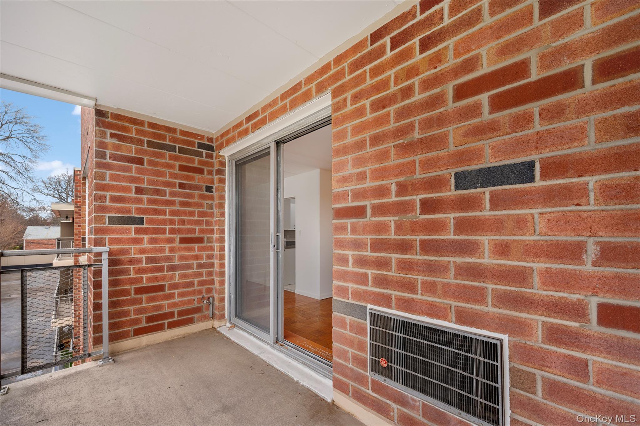 #17 photo, 10 Ipswich Avenue, ग्रेट नेक Great Neck , NY 11021