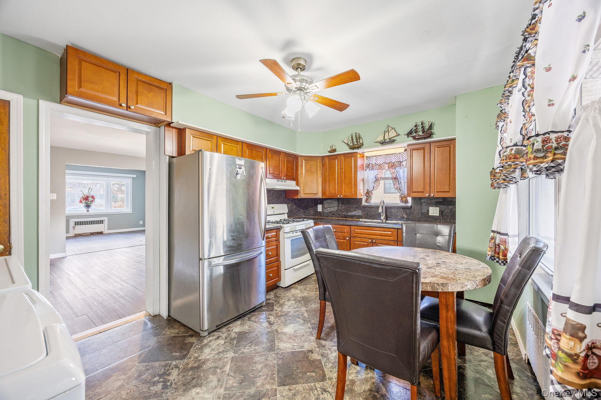 #9 photo, 97-38 Bristol Avenue, 皇后區 奧松公園 Ozone Park , NY 11417