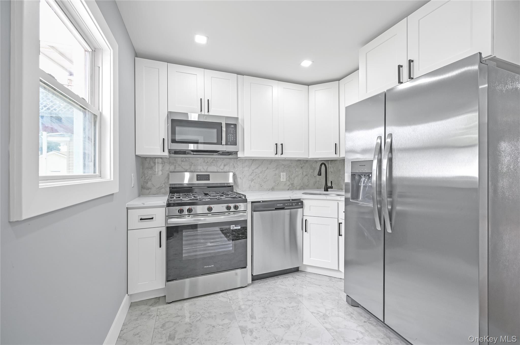 #7 photo, 179 Hoffman Avenue, Elmont , NY 11003