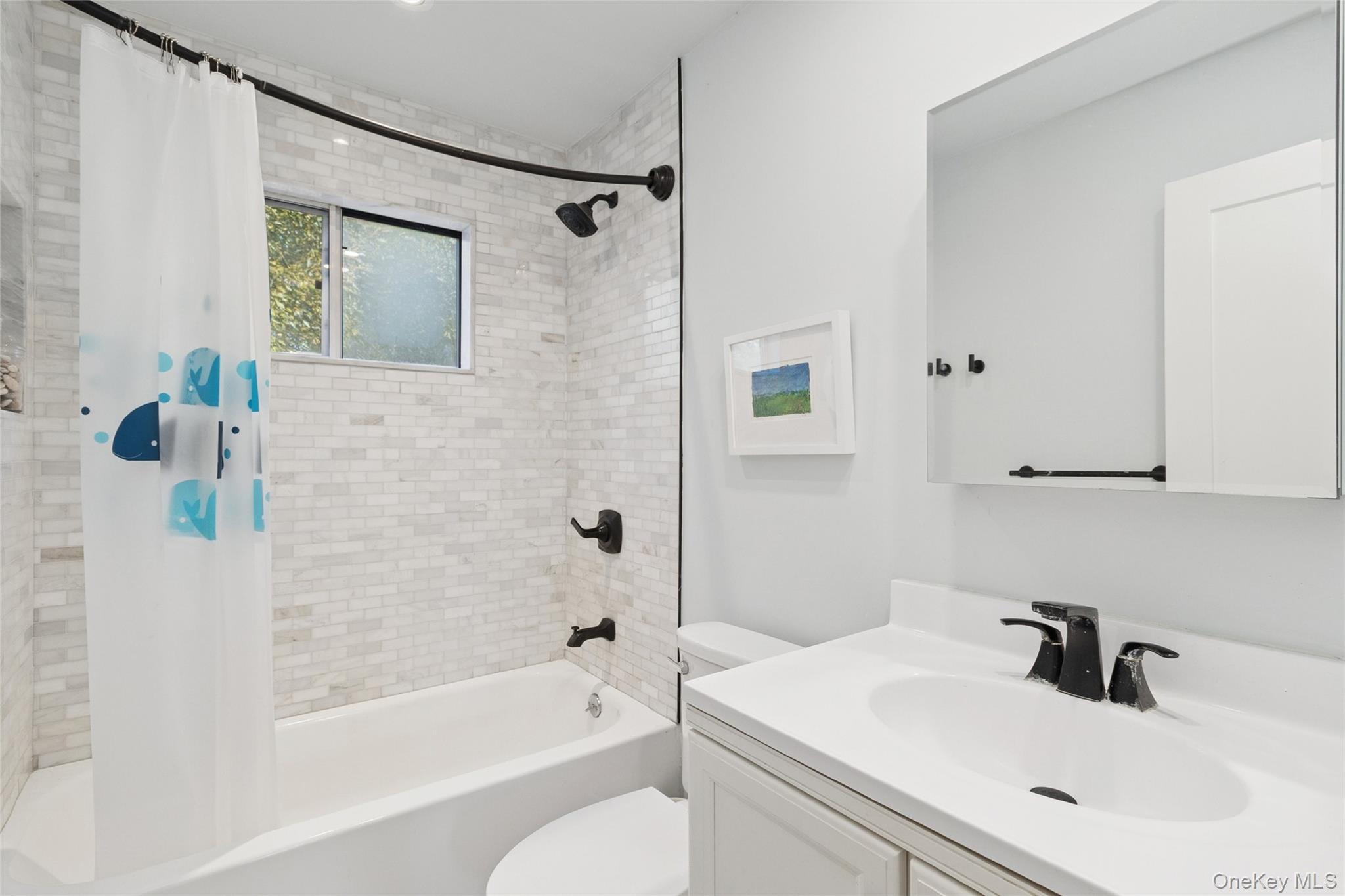 #18 photo, 165 Springville Road, سوفولك Hampton Bays , NY 11946