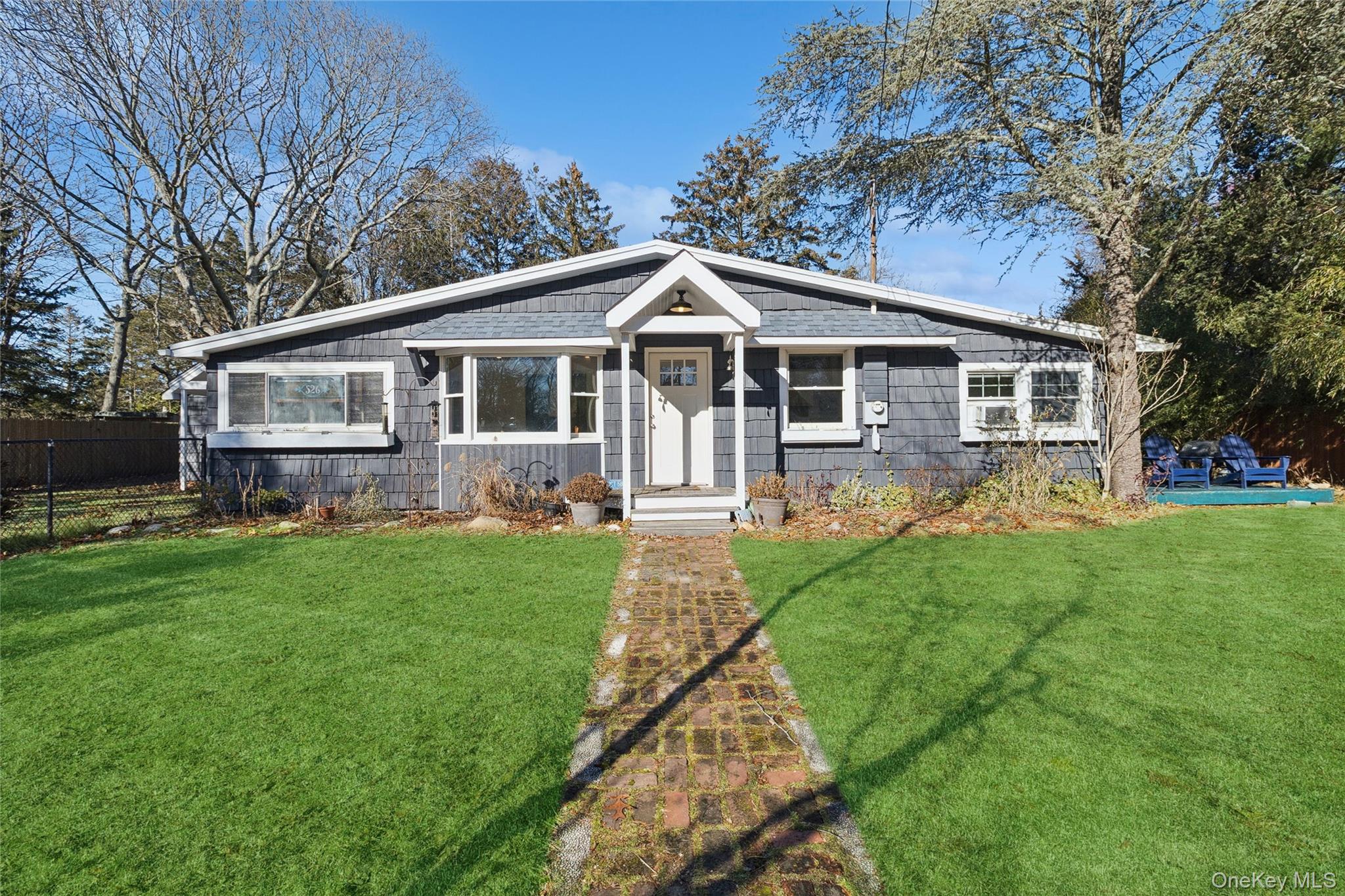 #2 photo, 165 Springville Road, سوفولك Hampton Bays , NY 11946