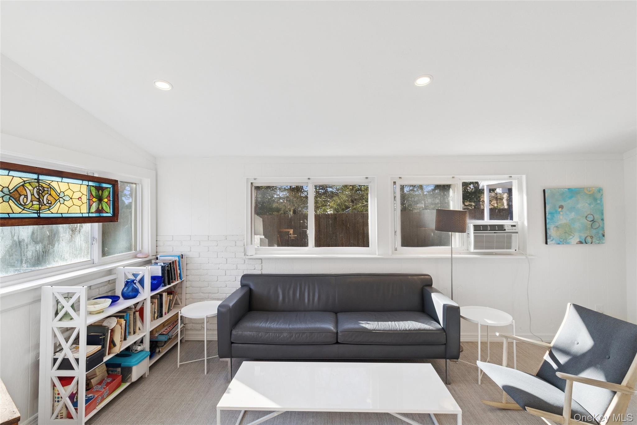 #8 photo, 165 Springville Road, سوفولك Hampton Bays , NY 11946