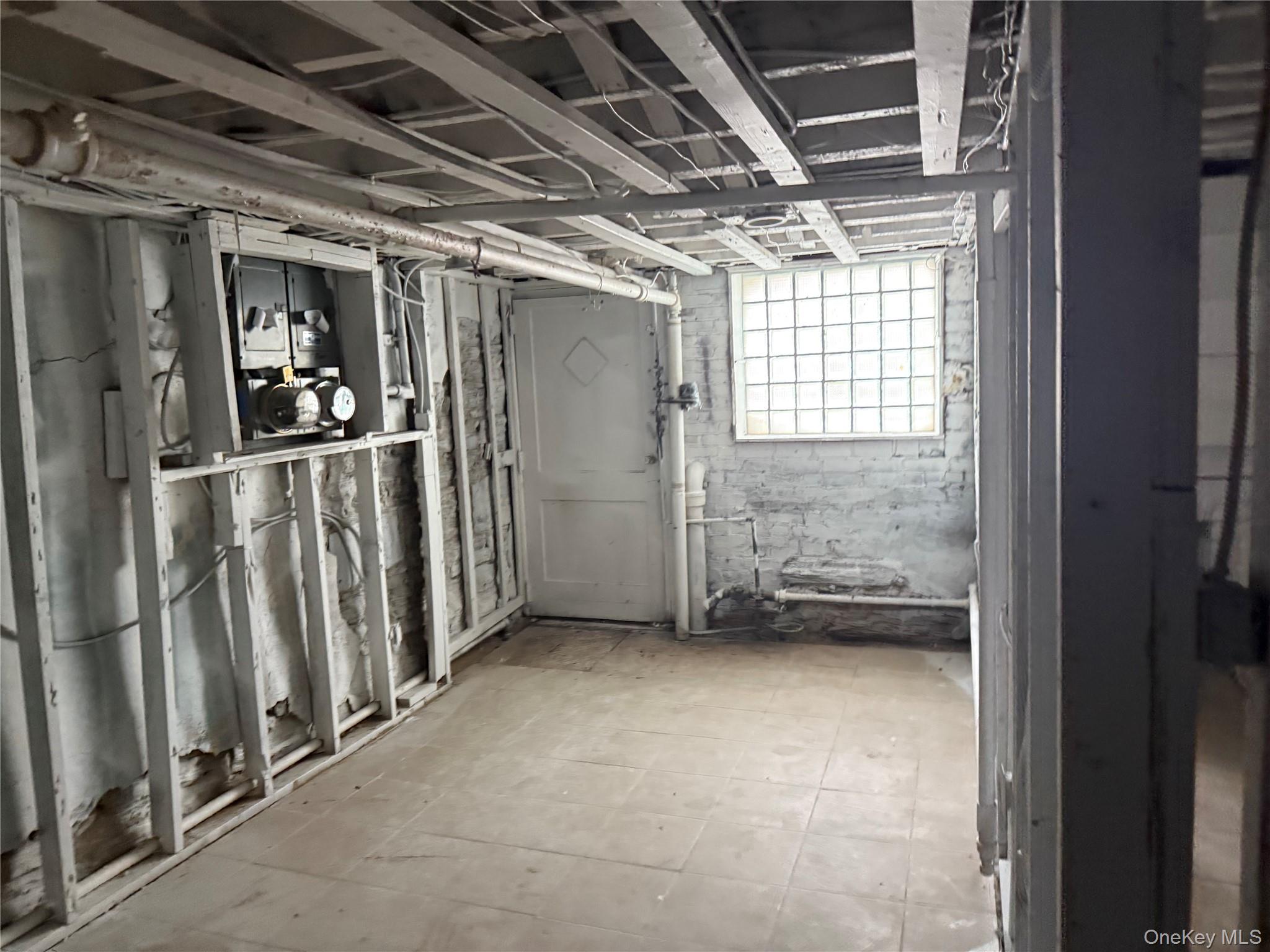 #11 photo, 68-09 60th Street, Ridgewood , NY 11385