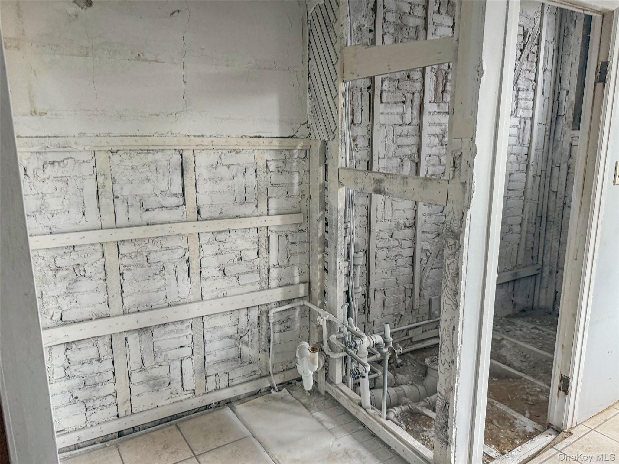 #16 photo, 68-09 60th Street, Ridgewood , NY 11385