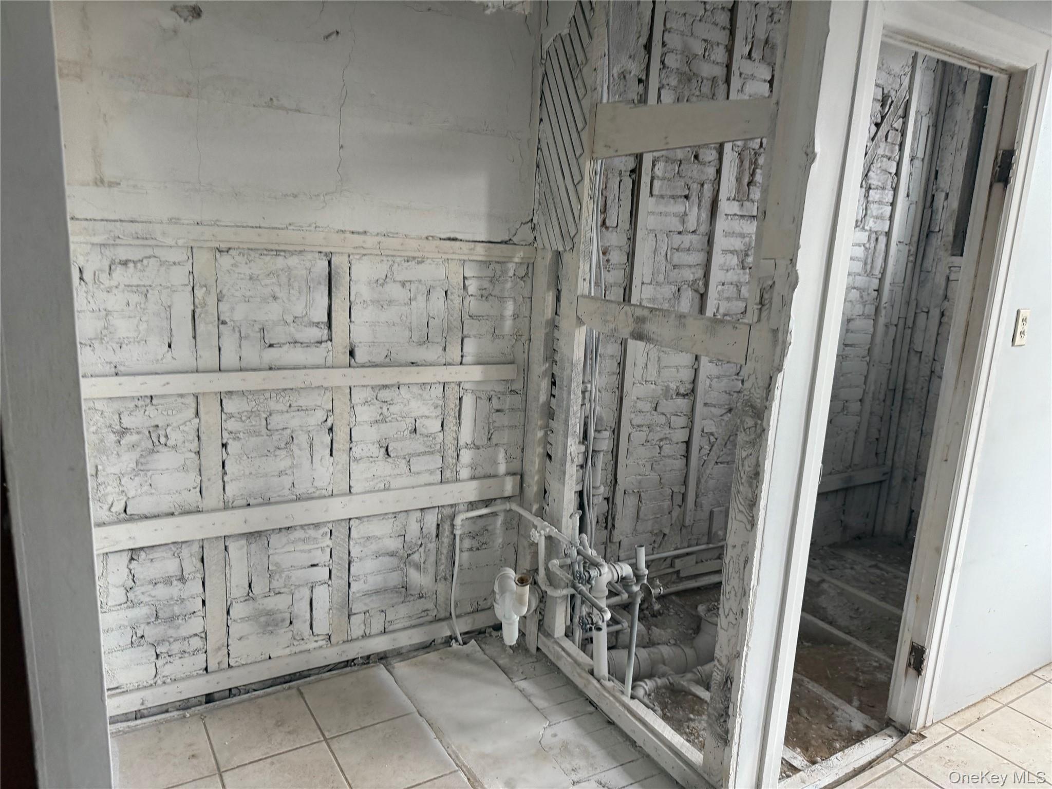 #8 photo, 68-09 60th Street, Ridgewood , NY 11385