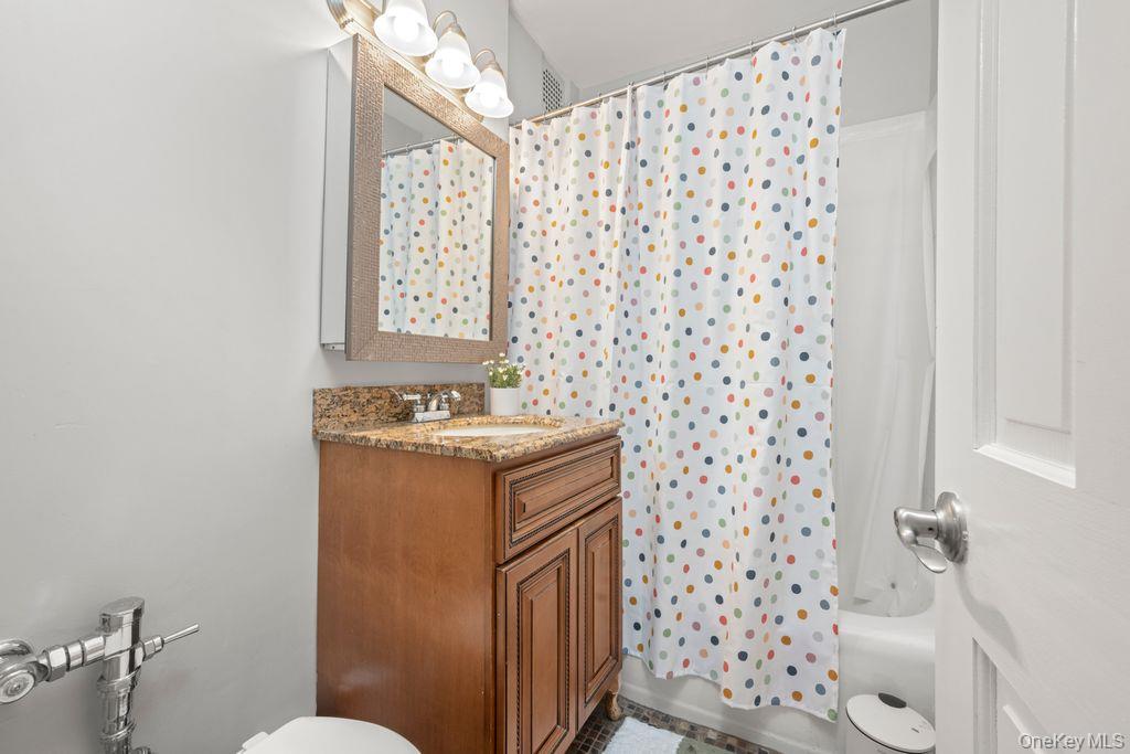 #11 photo, 9201 Shore Road, Brooklyn , NY 11209