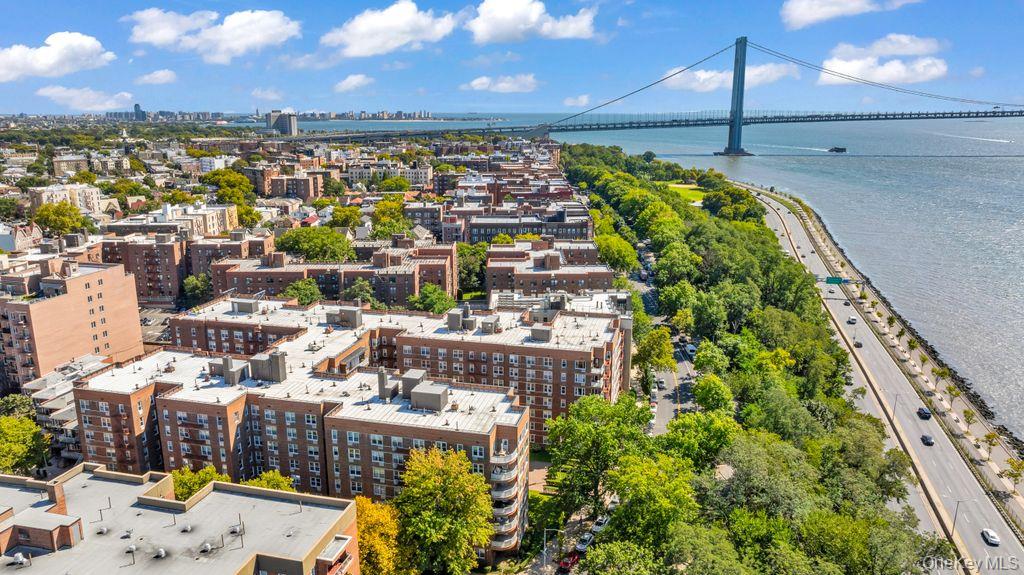 #18 photo, 9201 Shore Road, Brooklyn , NY 11209