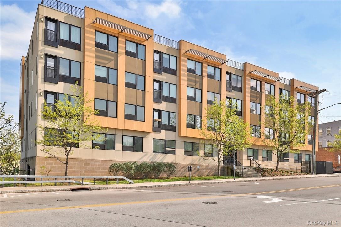 #1 photo, 68 Lake Street, White Plains , NY 10603