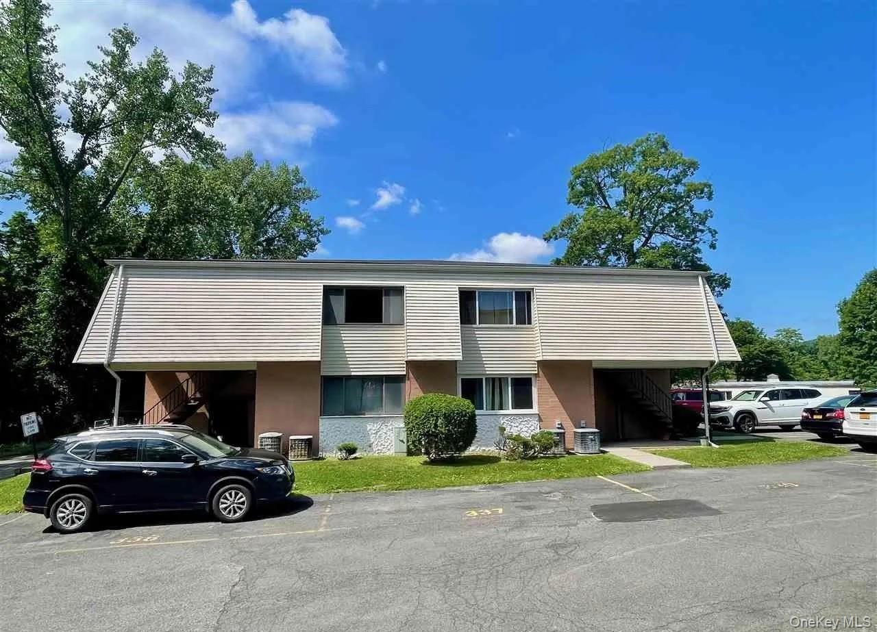 #4 photo, 1201 McIntosh Place, Newburgh , NY 12550