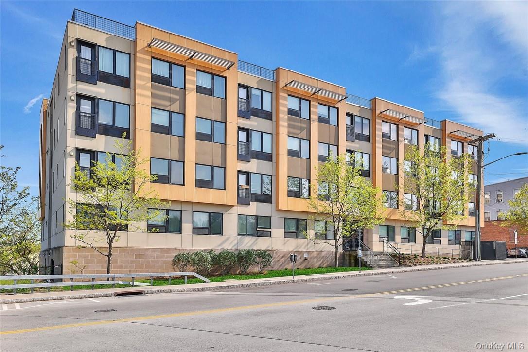 #2 photo, 68 Lake Street, White Plains , NY 10603