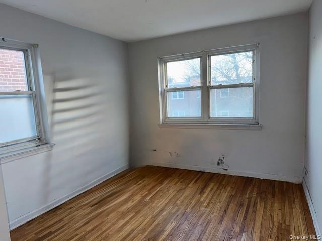 #11 photo, 2832 Harding Avenue, Bronx , NY 10465