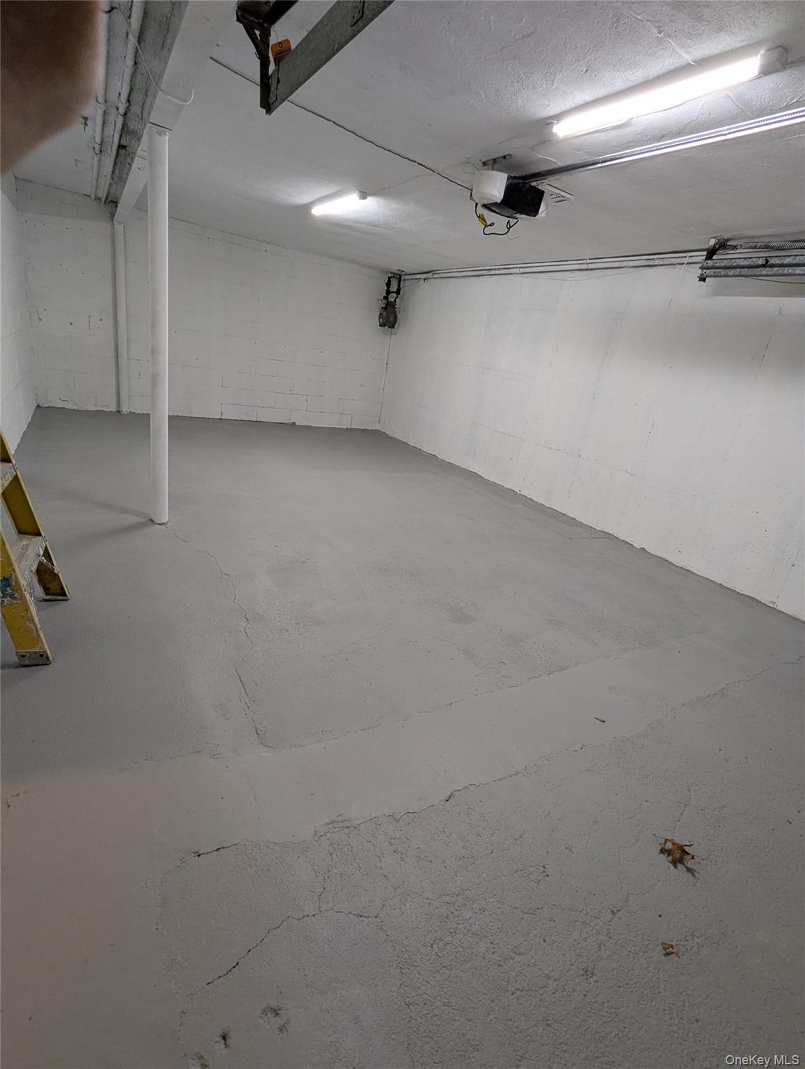 #12 photo, 15751 12th Road, Whitestone , NY 11357