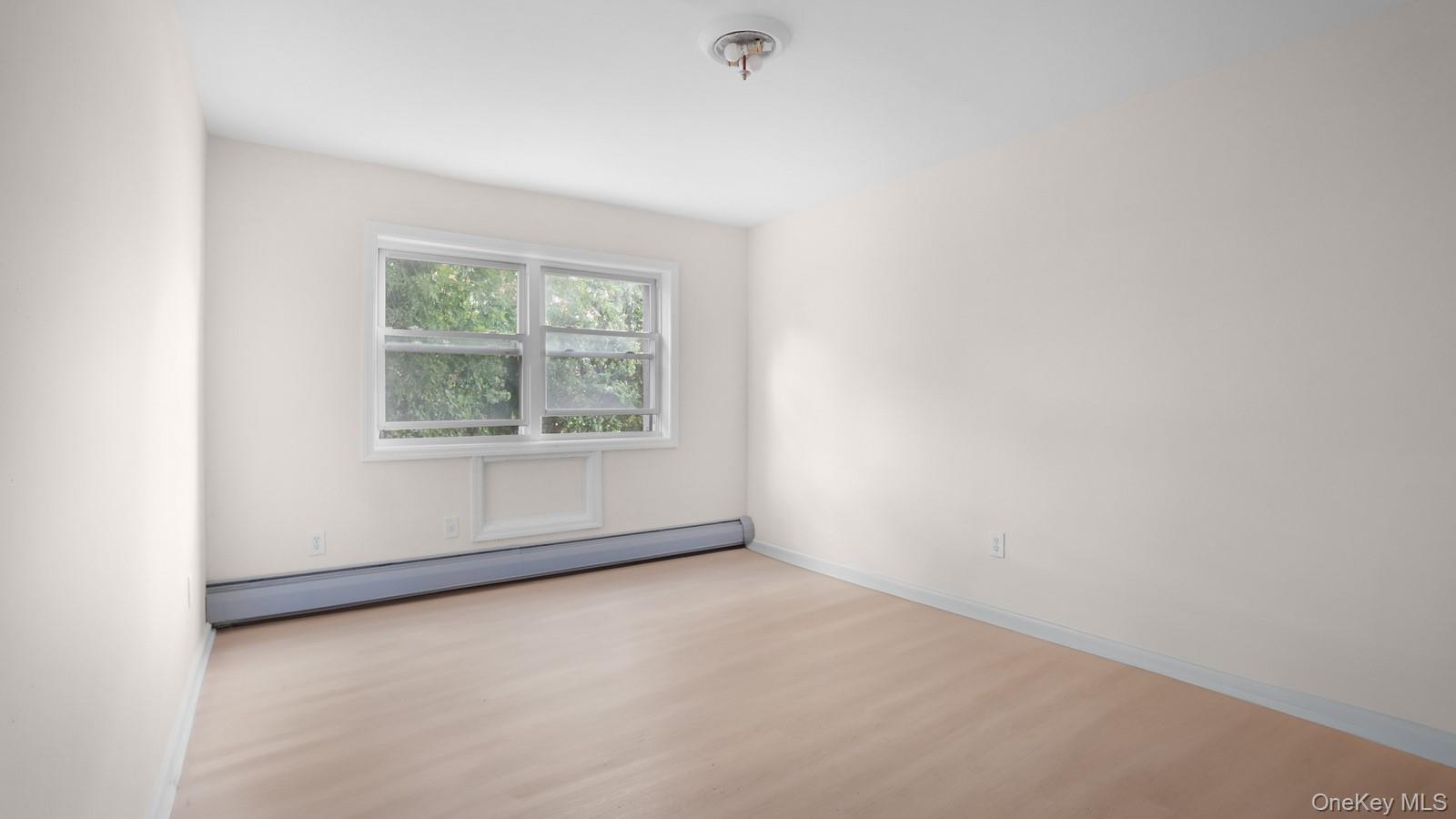 #8 photo, 2939 Colden Avenue, Bronx , NY 10469