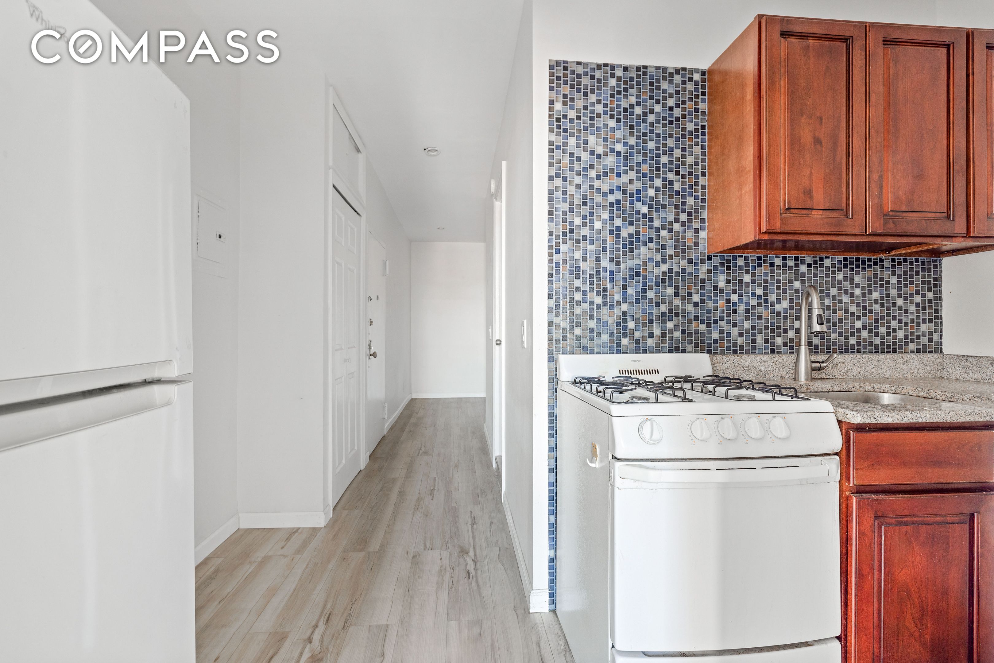 #2 photo, 117 Henry Street, Two Bridges , NY 10002