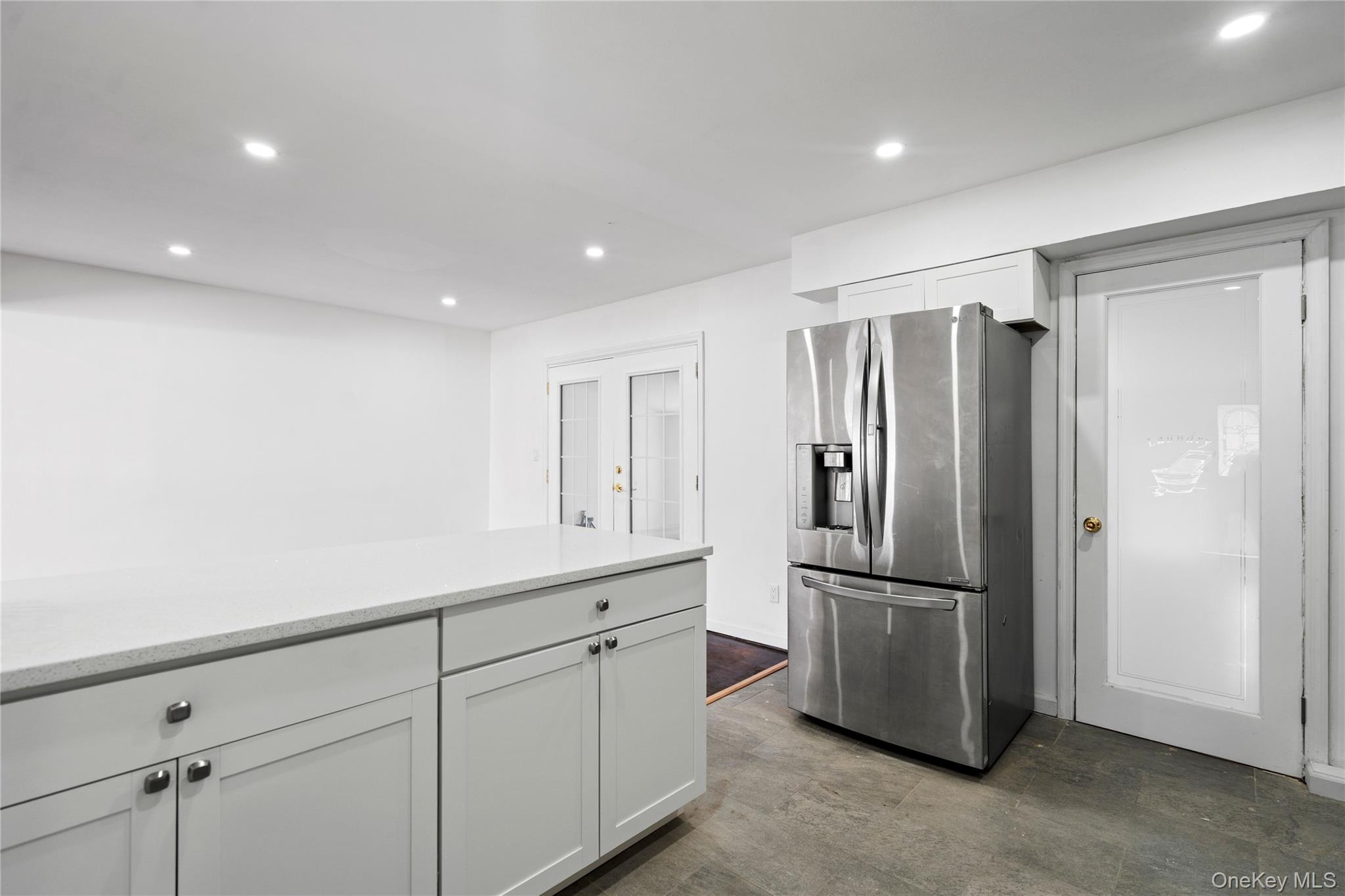 #17 photo, 10 S 30th Street, سوفولك Wyandanch , NY 11798