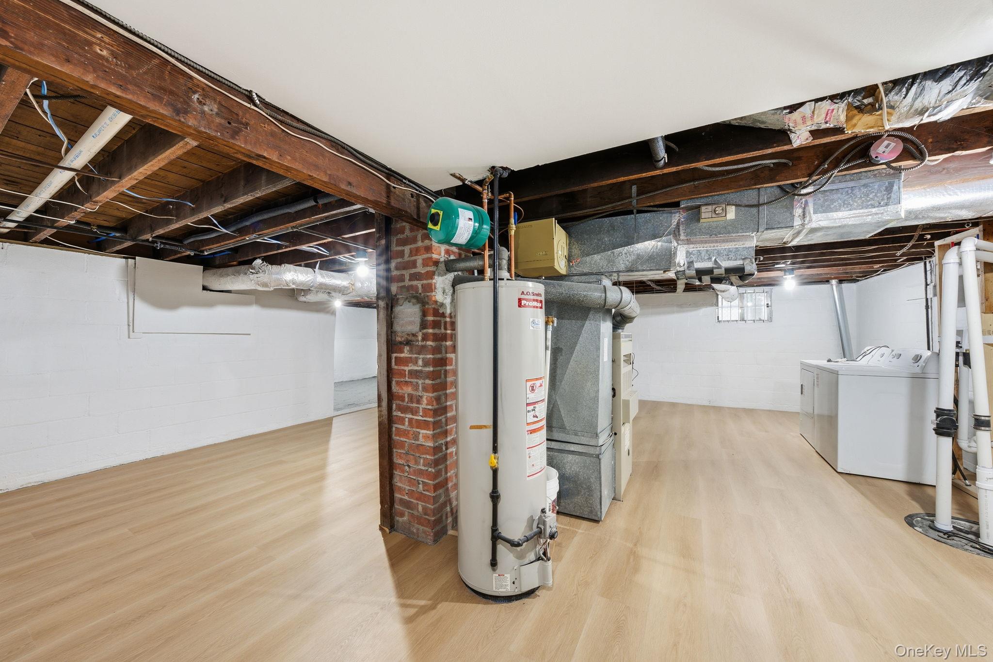 #15 photo, 2489 Beltagh Avenue, 長島 Bellmore , NY 11710