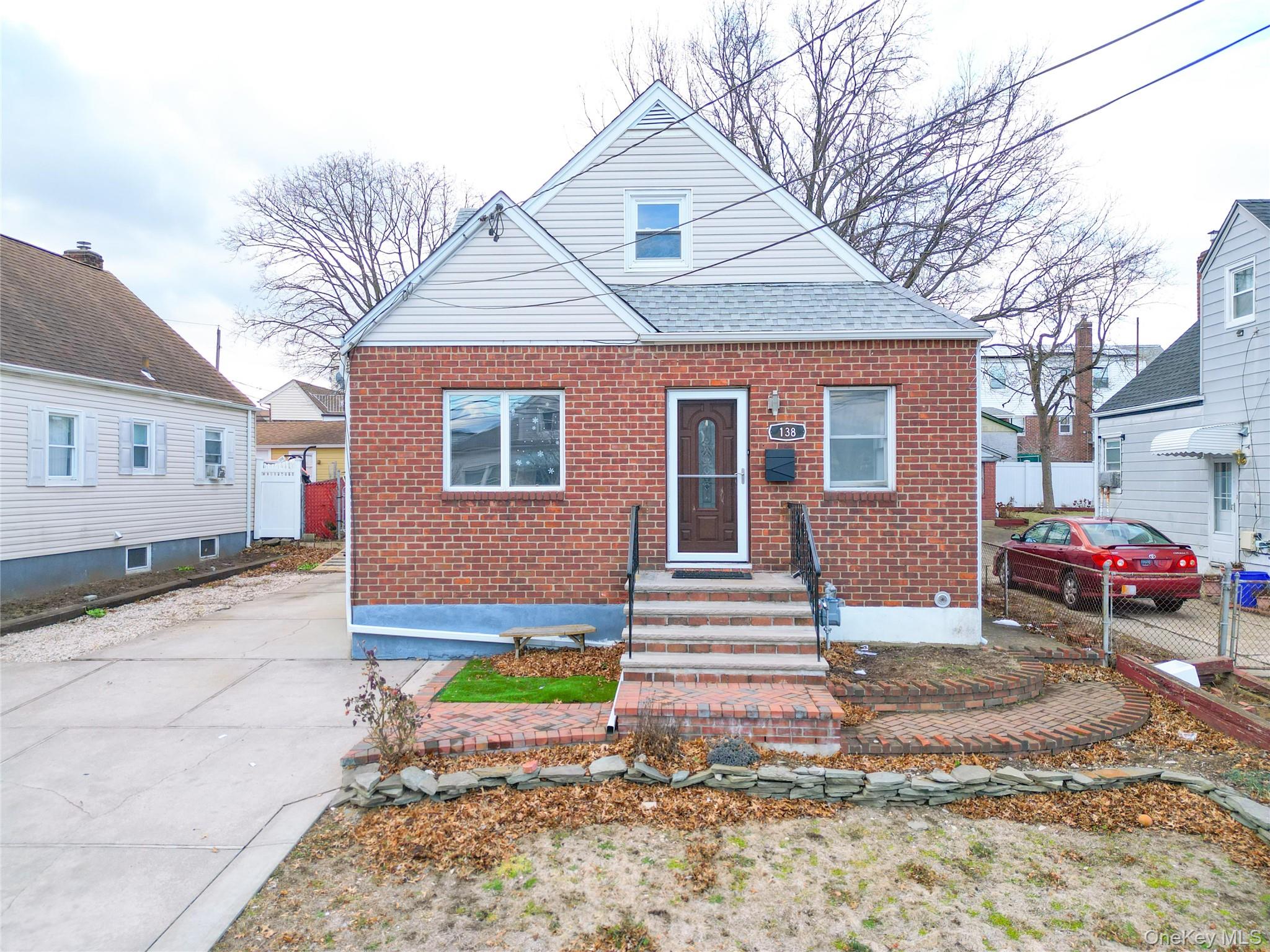 #1 photo, 138 Ormonde Boulevard, नासाउ काउंटी Valley Stream , NY 11580