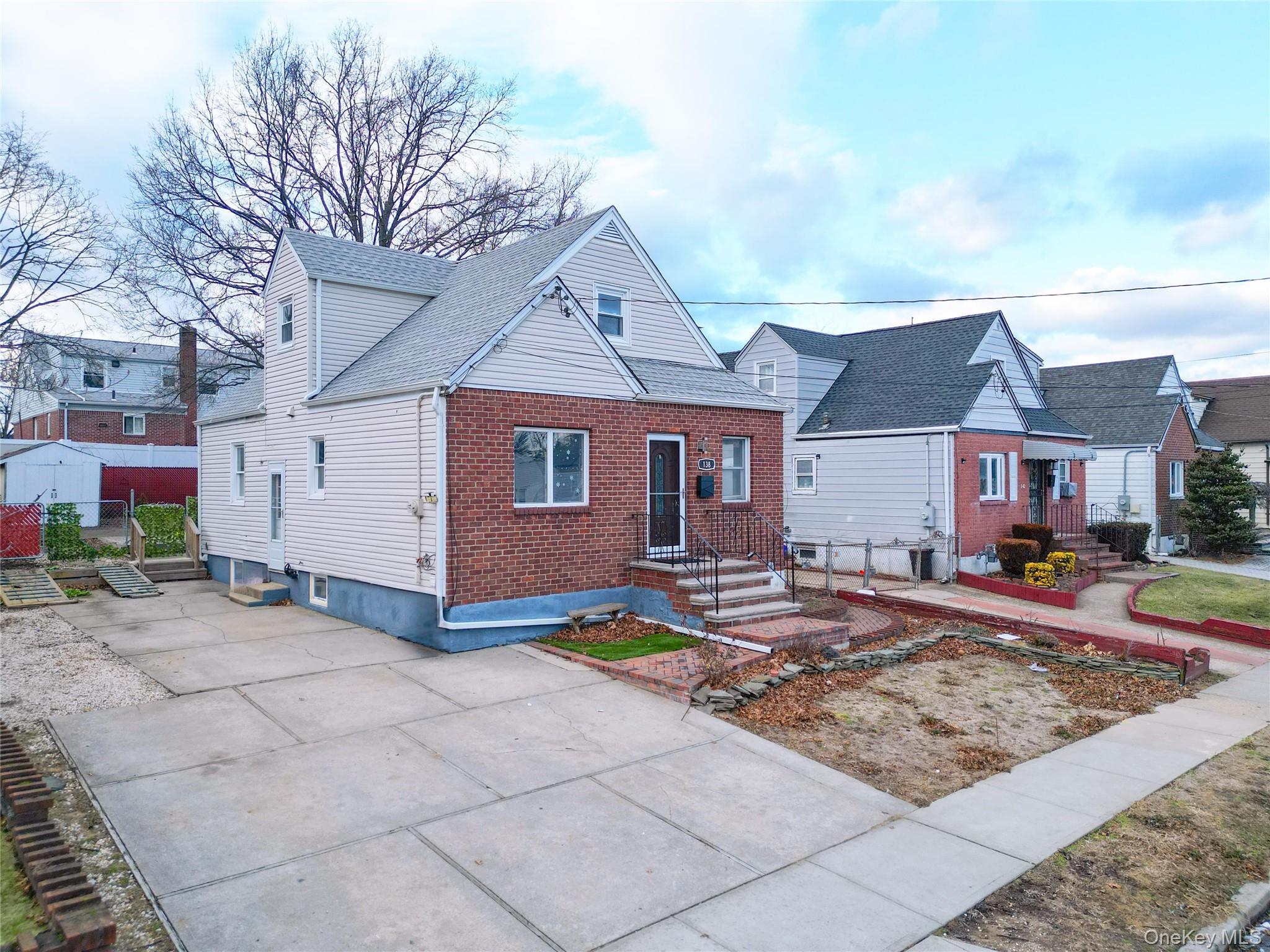 #2 photo, 138 Ormonde Boulevard, नासाउ काउंटी Valley Stream , NY 11580