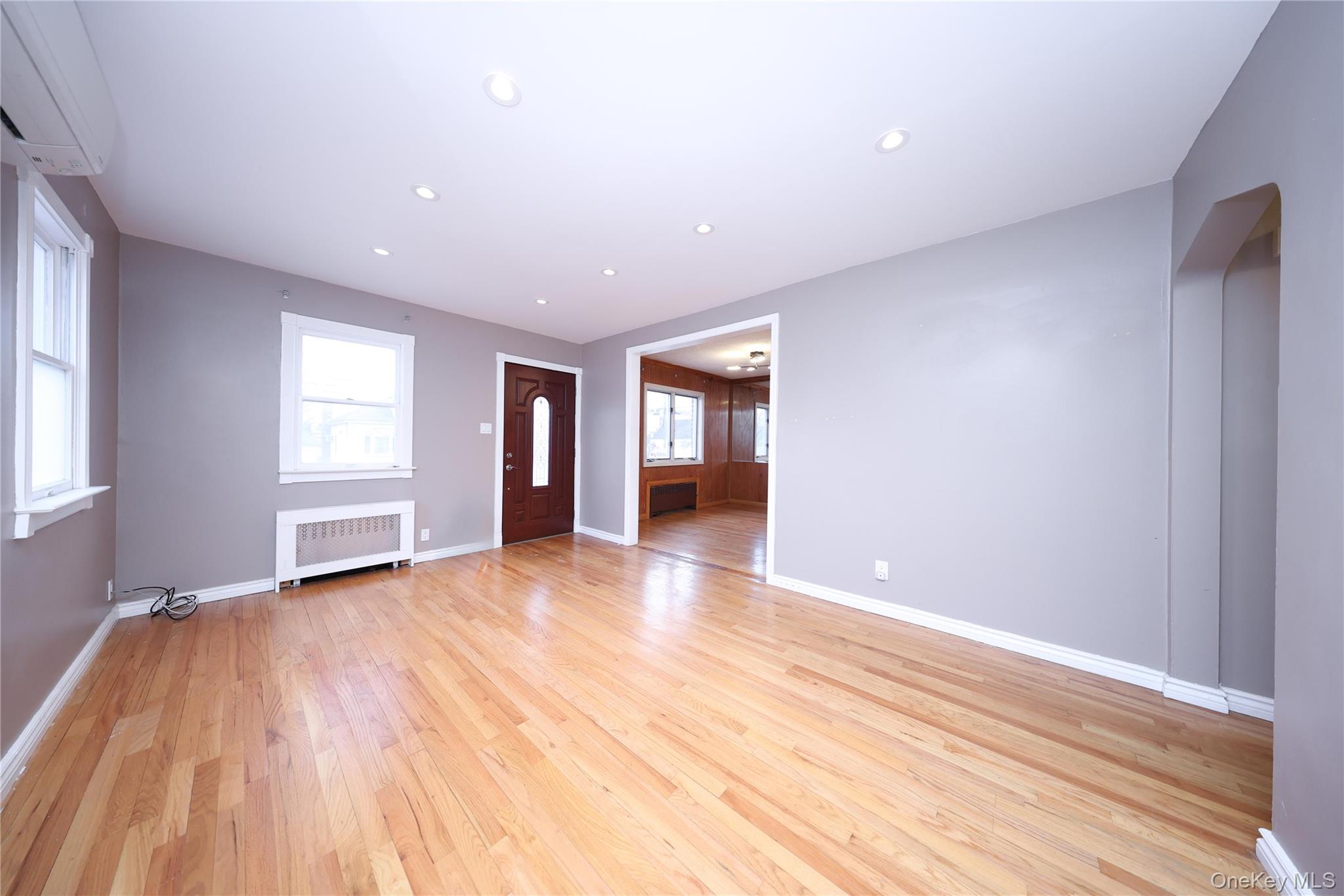 #7 photo, 138 Ormonde Boulevard, नासाउ काउंटी Valley Stream , NY 11580