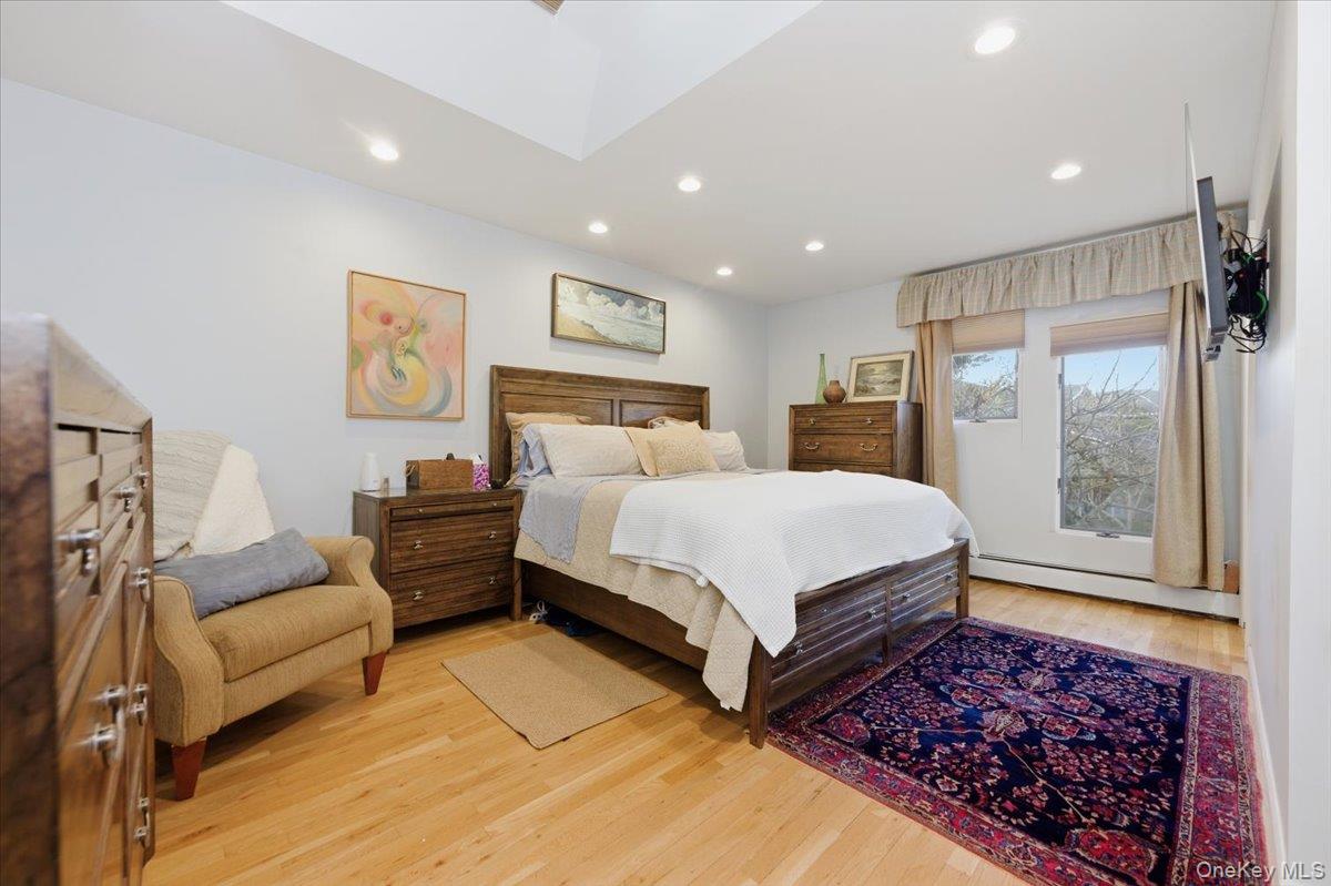 #11 photo, 31 Regent Drive, Lido Beach , NY 11561