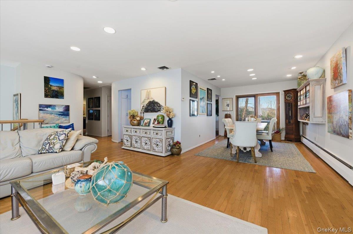 #4 photo, 31 Regent Drive, Lido Beach , NY 11561