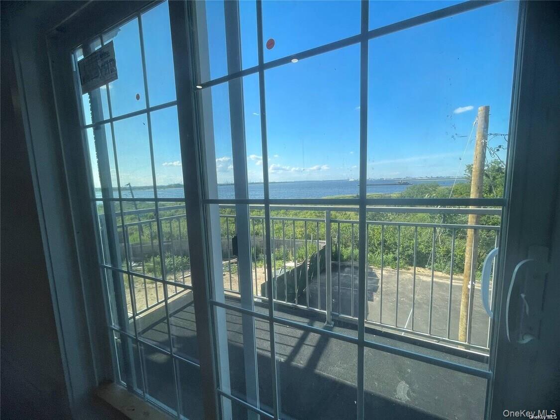 #4 photo, 7241 Hillmeyer Avenue, Arverne , NY 11692