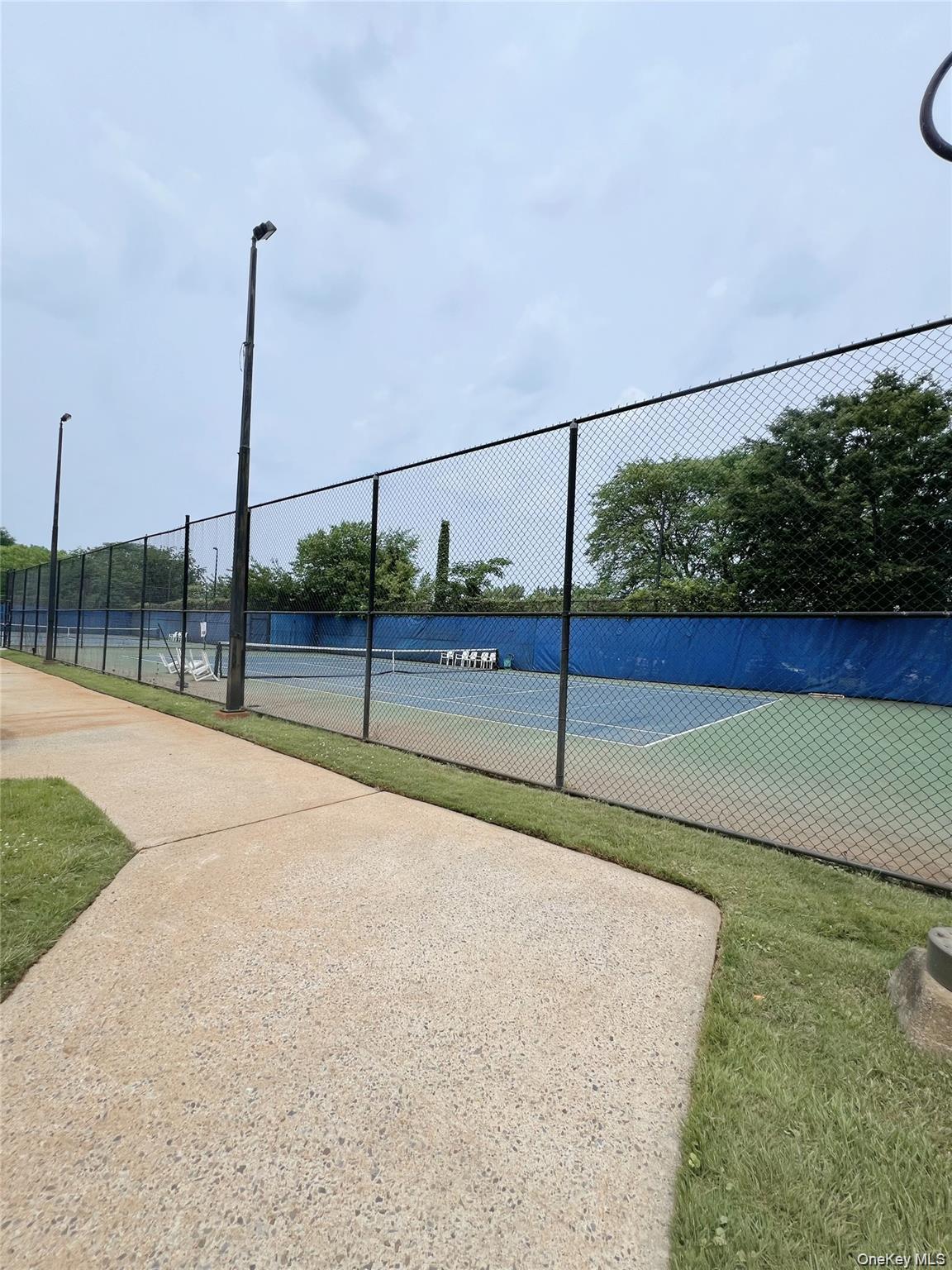 #17 photo, 1815 215 St, Bayside , NY 11360