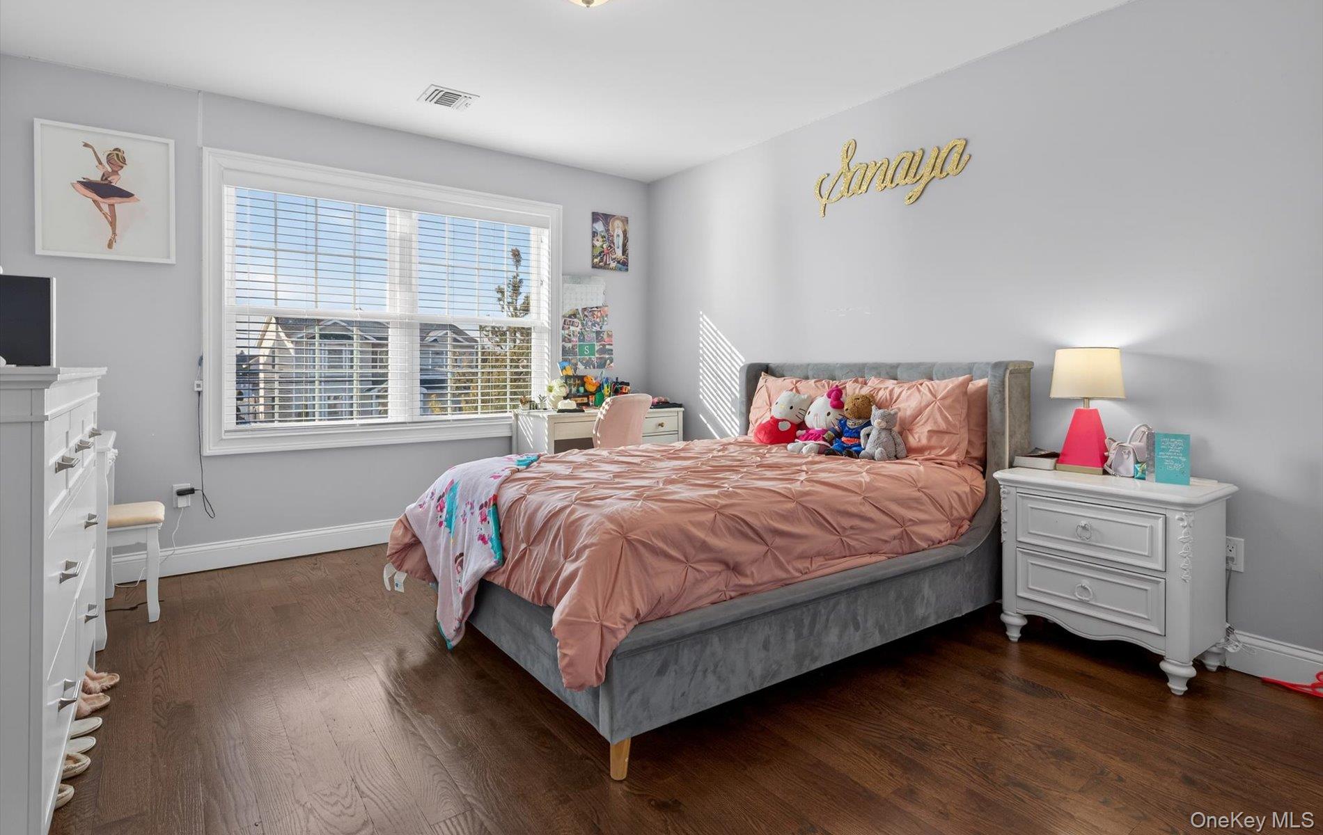 #13 photo, 805 Pine Place, Bellmore , NY 11710