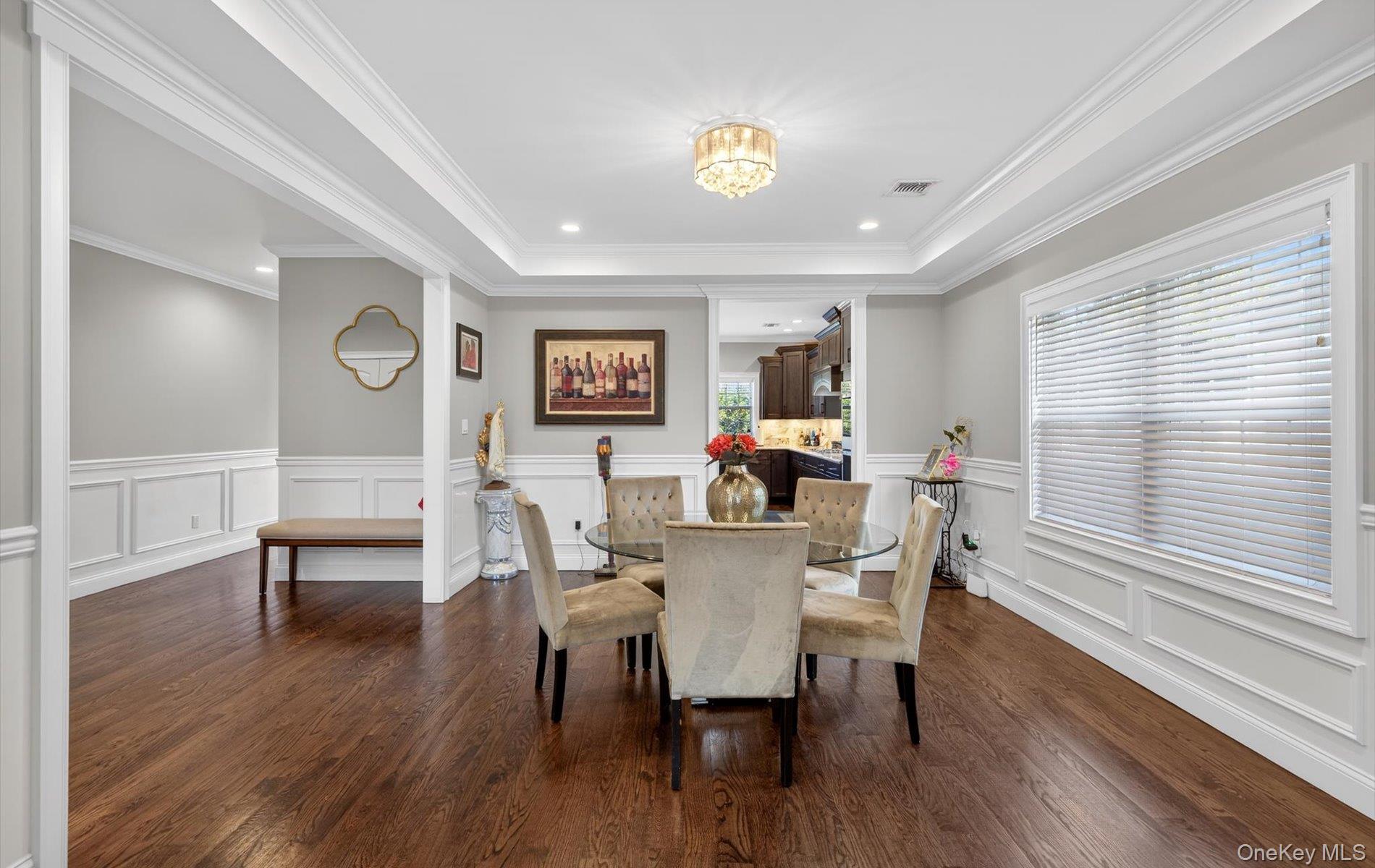 #7 photo, 805 Pine Place, Bellmore , NY 11710