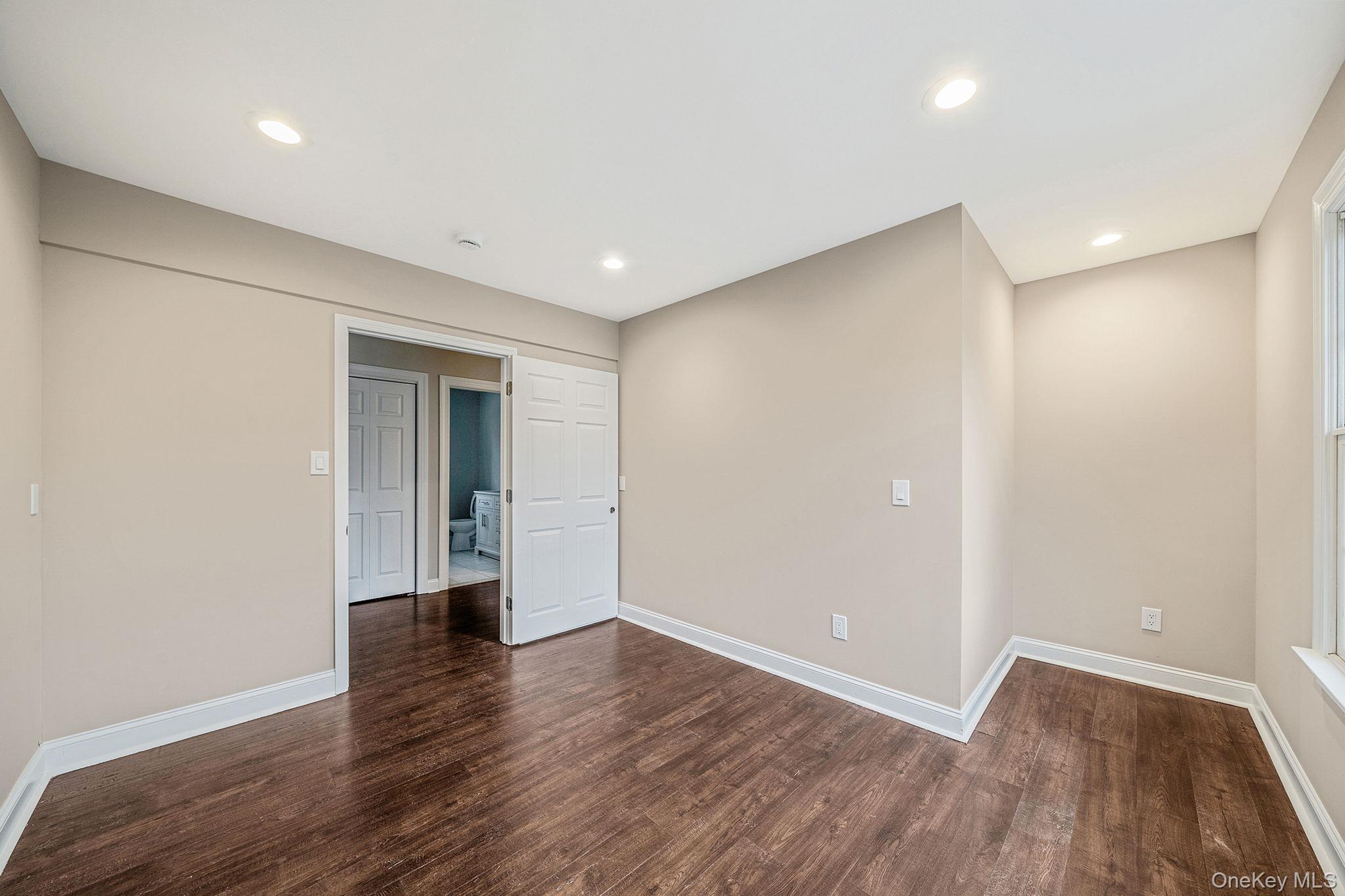 #20 photo, 30 Lakeview Drive, Mastic Beach , NY 11951