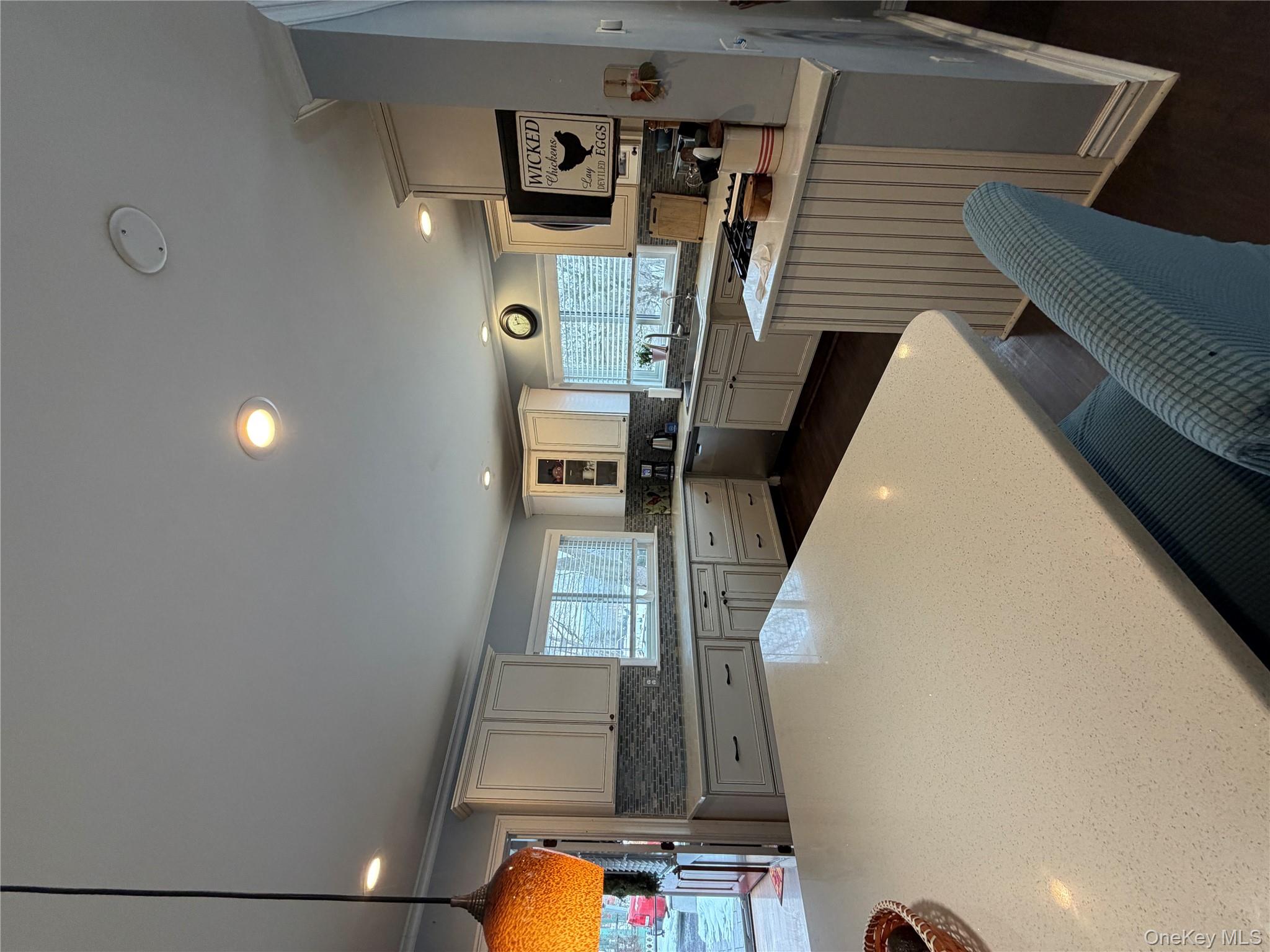 #19 photo, 24 Dutchess Avenue, 뉴욕주 Millerton , NY 12546