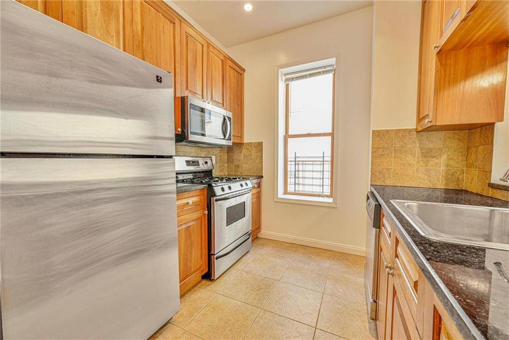 #9 photo, 145 Prospect Park West, #4D, Park Slope , NY 11215
