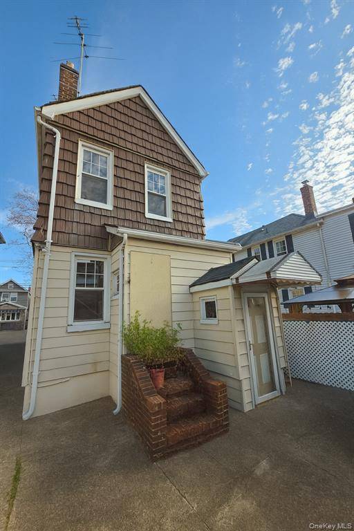 #21 photo, 97-32 84th St, 皇后區 奧松公園 Ozone Park , NY 11416