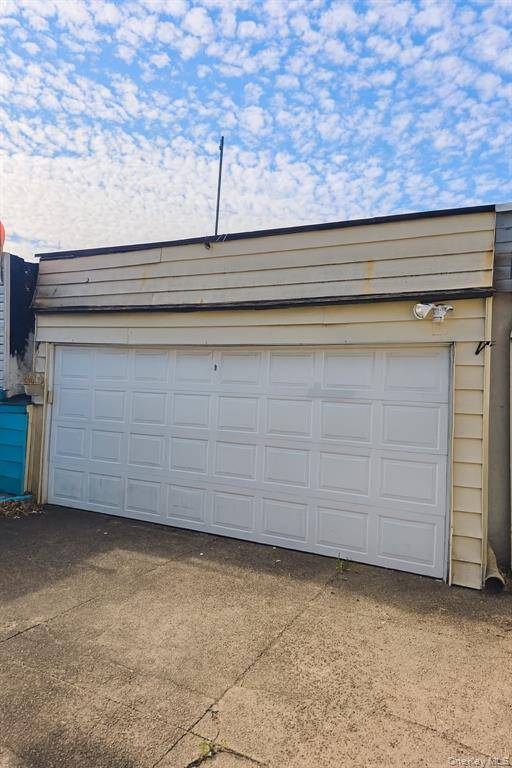 #22 photo, 97-32 84th St, 皇后區 奧松公園 Ozone Park , NY 11416