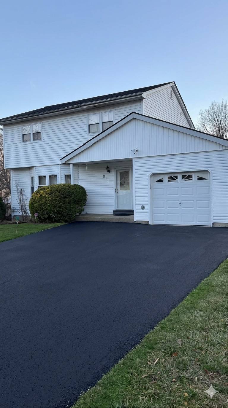 #1 photo, 311 Concord, Dix Hills , NY 11746