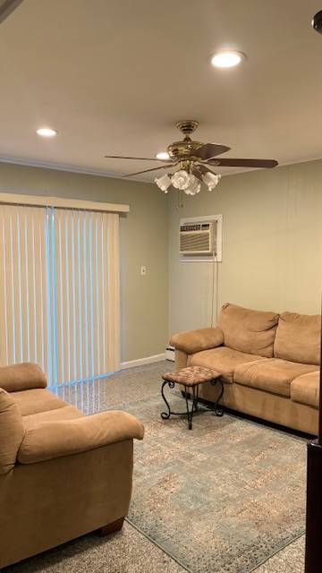 #5 photo, 311 Concord, Dix Hills , NY 11746