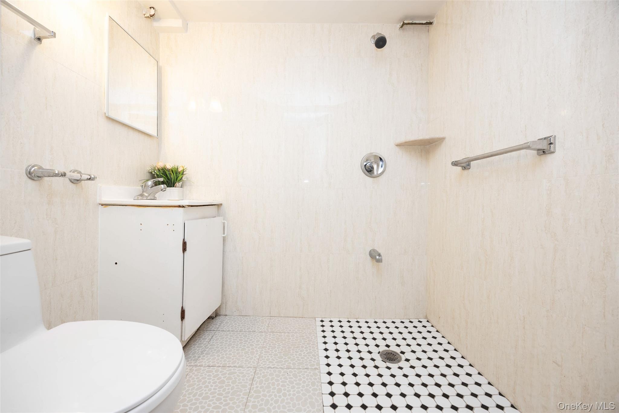 #19 photo, 43-58 163rd Street, 法拉盛 Flushing , NY 11358