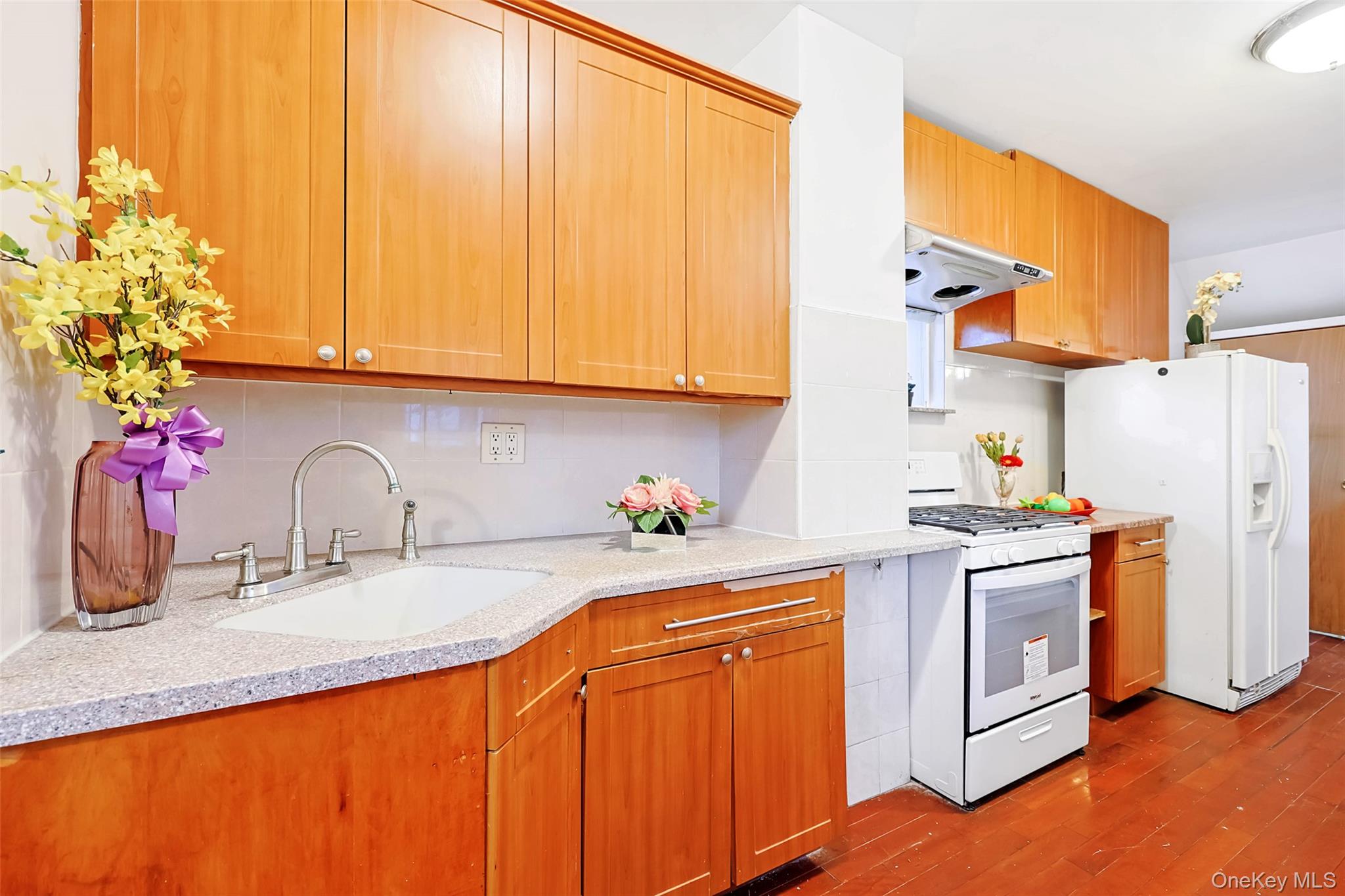 #6 photo, 43-58 163rd Street, 法拉盛 Flushing , NY 11358