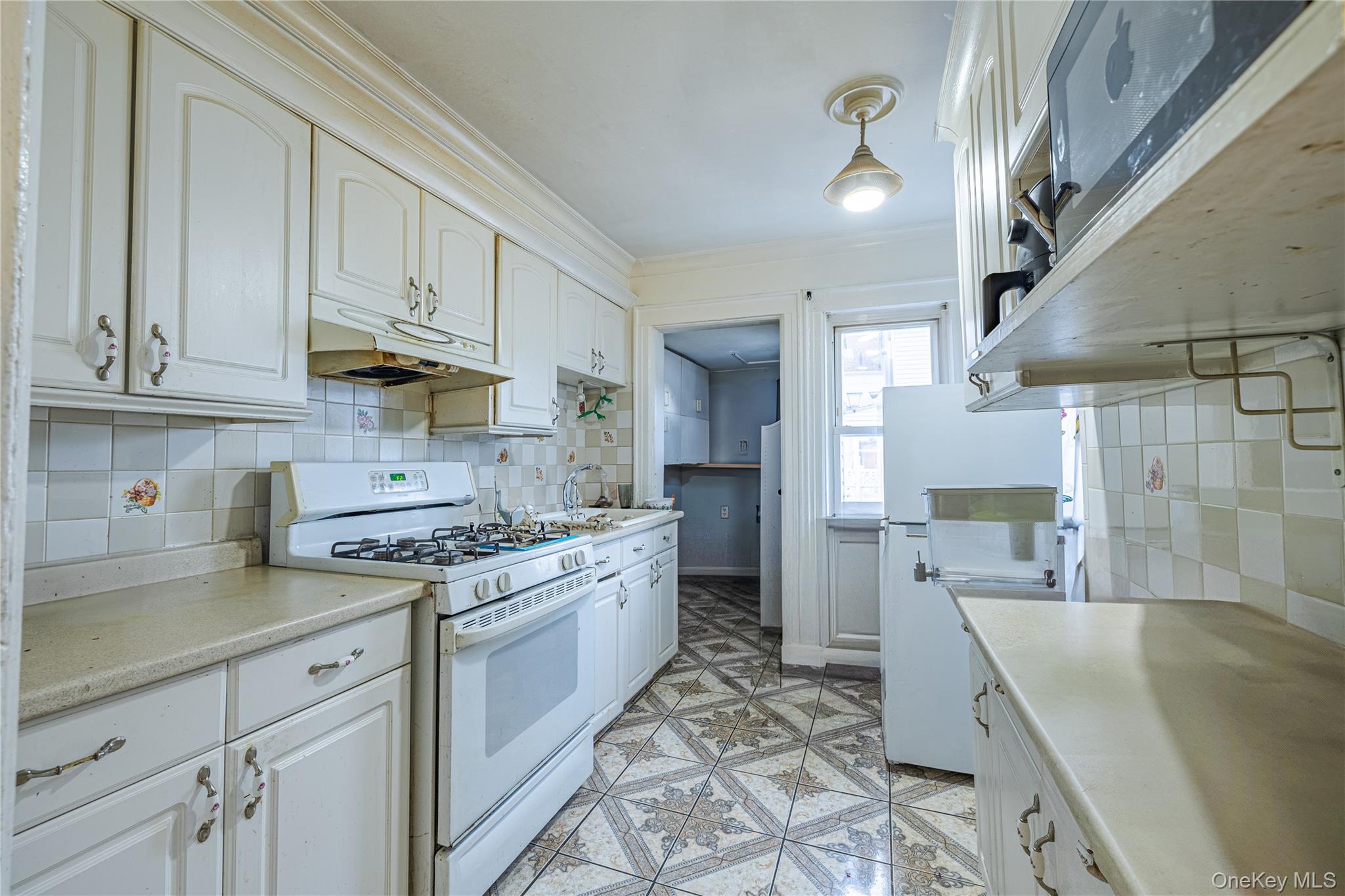 #3 photo, 12406 111th Avenue, كوينز Richmond Hill , NY 11420